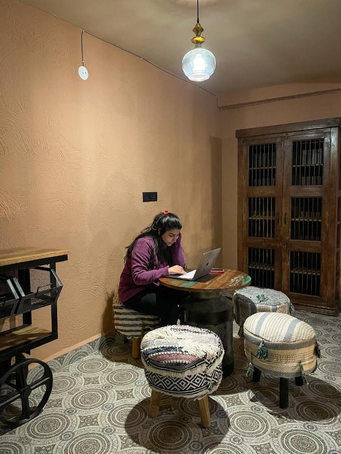 Sissu La Hault酒店 外观 照片